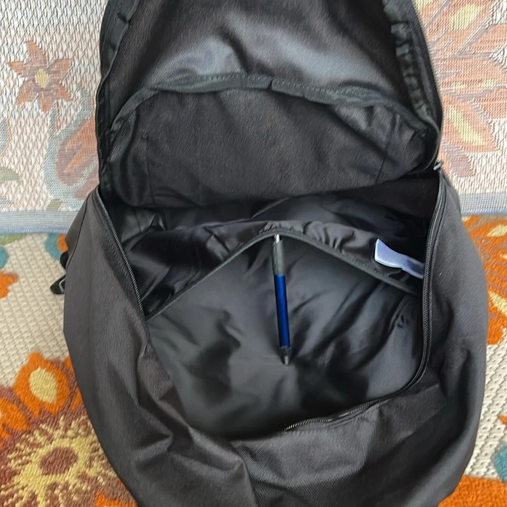VANS Ranged 2 Backpack Black Women Men’s Casual School Student NWT - Picture 8 of 16